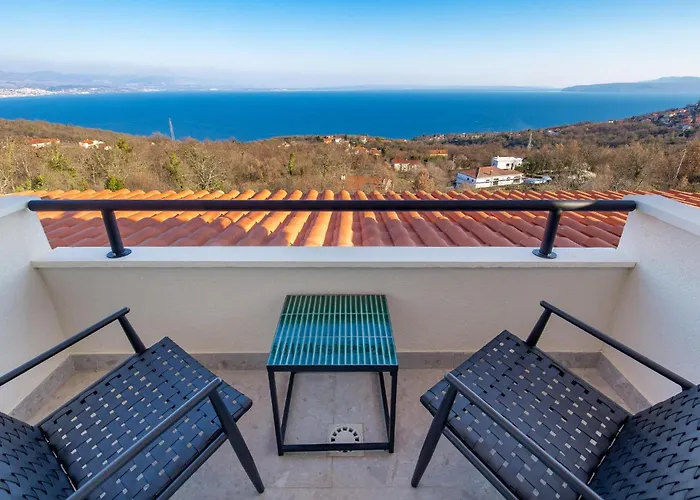 4 Bedroom Stunning In Poljane
