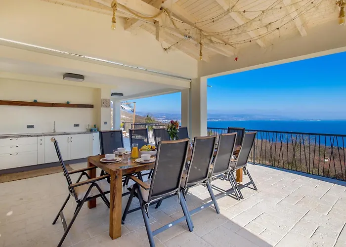 度假居 4 Bedroom Stunning In Poljane