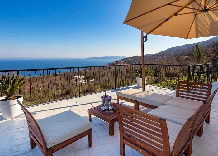 4 Bedroom Stunning In