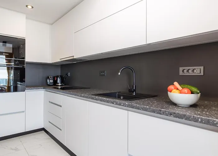 4 Bedroom Stunning In * Poljane