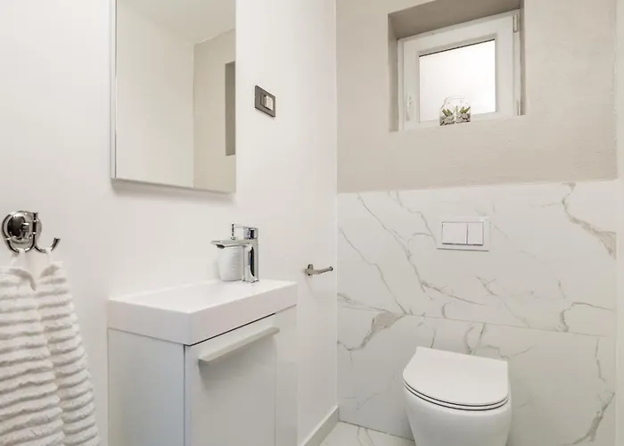 Σπίτι διακοπών 4 Bedroom Stunning In
