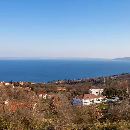 Holiday home Stunning In