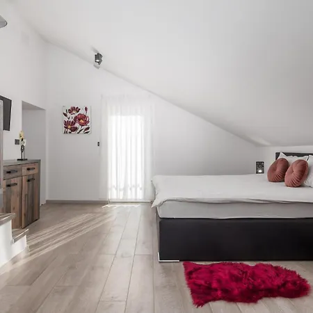 Holiday home Stunning In
