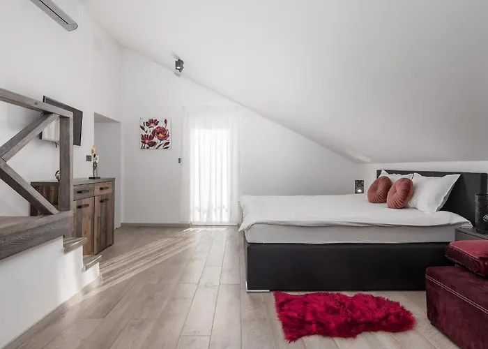 Feriehus 4 Bedroom Stunning In